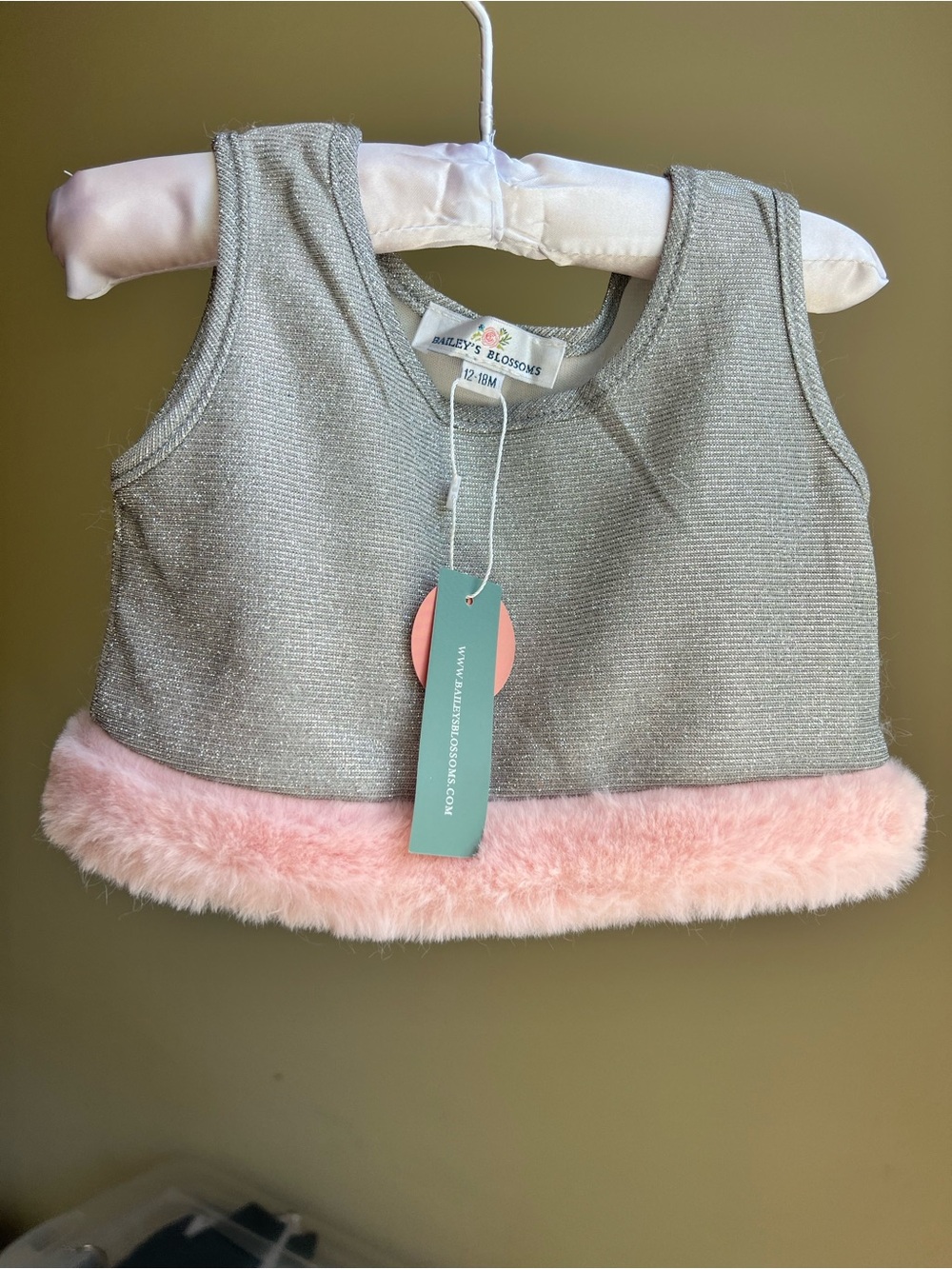 NWT Bailey’s Blossoms Silver & Pink Faux Fur 12-18 month Halter Top